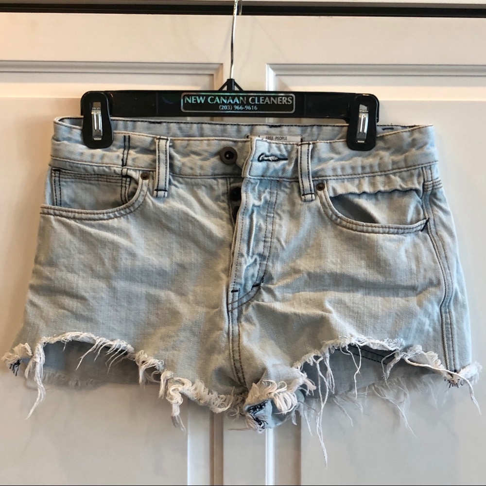 Free People Light Denim Jean Shorts (26)